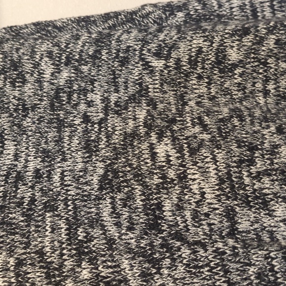 Gap Thick Crewneck - Picture 4 of 5